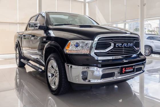RAM CLASSIC 5.7 V8 GASOLINA LARAMIE CD 4X4 AUTOMÁTICO